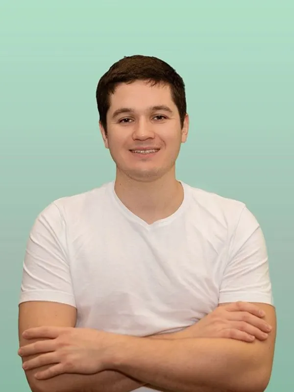 Врач Кирьяков Максим Андреевич